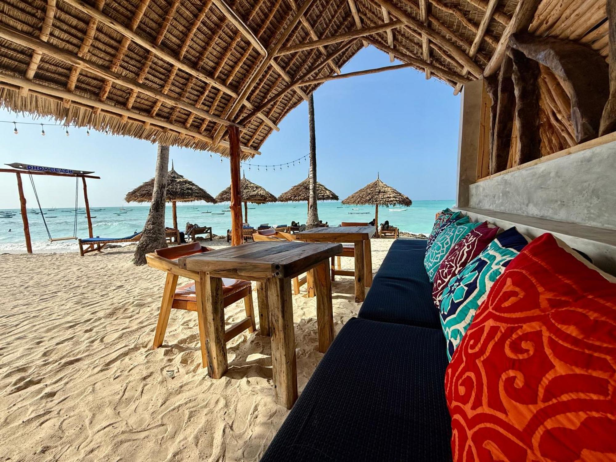 Dhow Beach Boutique Hotel Nungwi Buitenkant foto